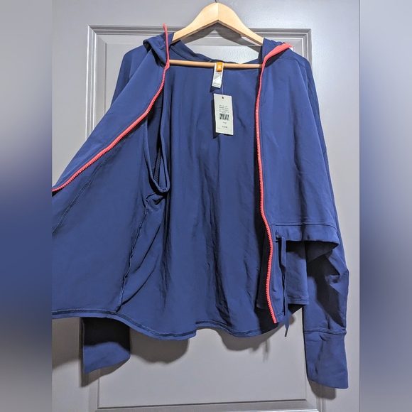 --*New w/ Tags!* Lucy Dance Workout Jacket in Bright Blue - Size XL - Picture 7 of 8